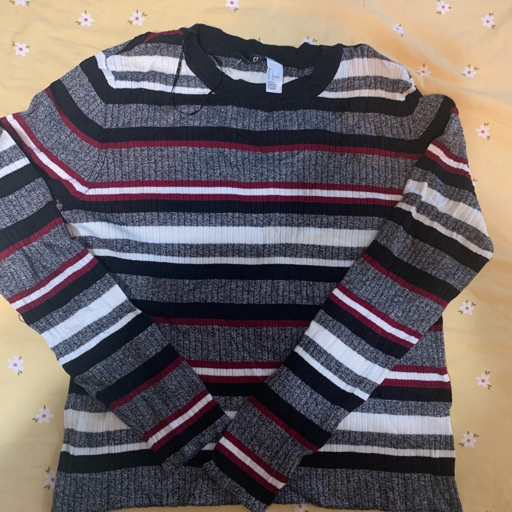 NWOT / H&M long sleeve striped sweater